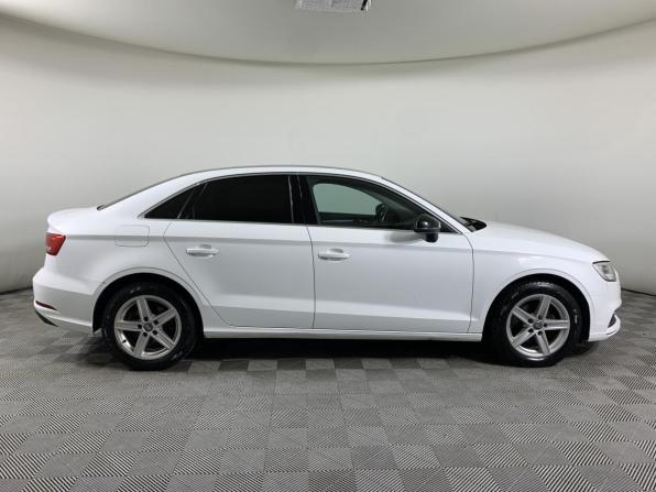 Audi A3 III (8V) Рестайлинг с пробегом 2016 года, цена 1 460 000 рублей, 167748 км, хэтчбек, Автокод Объявления
