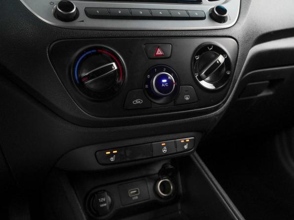 Hyundai Solaris II с пробегом 2019 года, цена 1 288 888 рублей, 127868 км, седан, Автокод Объявления