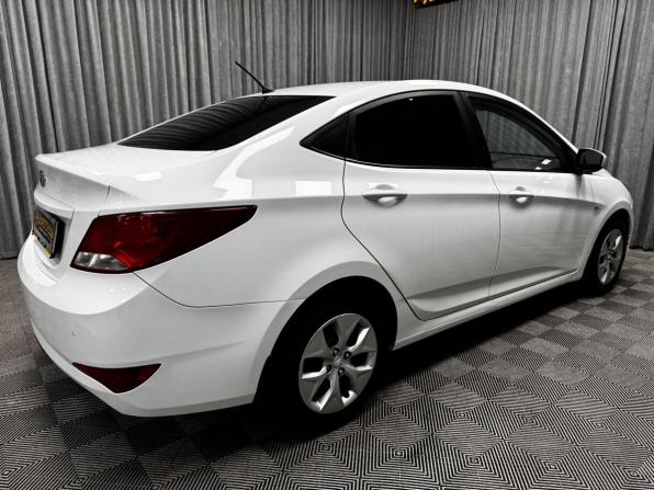 Hyundai Solaris I Рестайлинг с пробегом 2016 года, цена 850 000 рублей, 255517 км, седан, Автокод Объявления