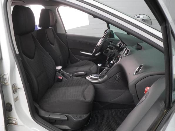 Peugeot 308 I Рестайлинг с пробегом 2012 года, цена 529 000 рублей, 159114 км, хэтчбек, Автокод Объявления