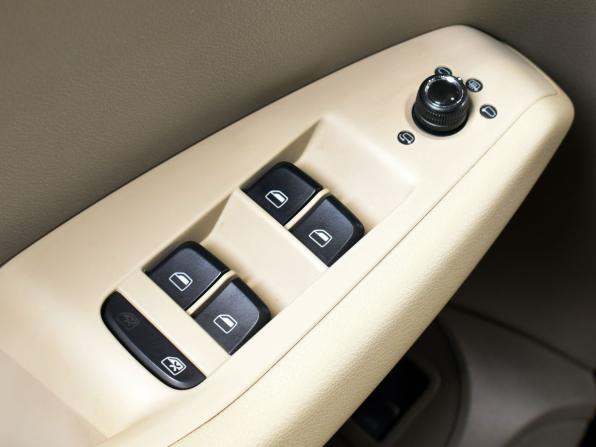 Audi Q5 I (8R) с пробегом 2012 года, цена 1 914 995 рублей, 86820 км, внедорожник, Автокод Объявления