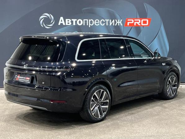 Li Auto (Lixiang) L9 I с пробегом 2023 года, цена 7 340 000 рублей, 26408 км, внедорожник, Автокод Объявления