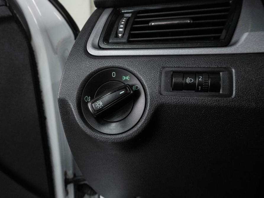 Skoda Rapid I Рестайлинг Воронеж  - изображение 12