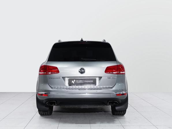 Volkswagen Touareg II Рестайлинг с пробегом 2015 года, цена 2 692 000 рублей, 209995 км, внедорожник, Автокод Объявления