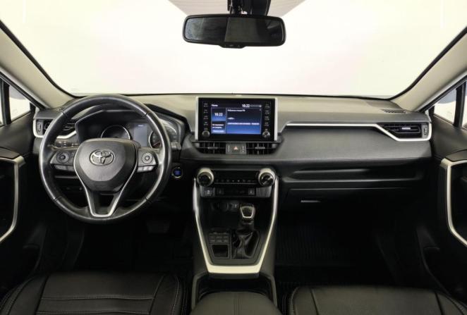 Toyota RAV4 V (XA50) с пробегом 2021 года, цена 3 650 000 рублей, 36810 км, внедорожник, Автокод Объявления