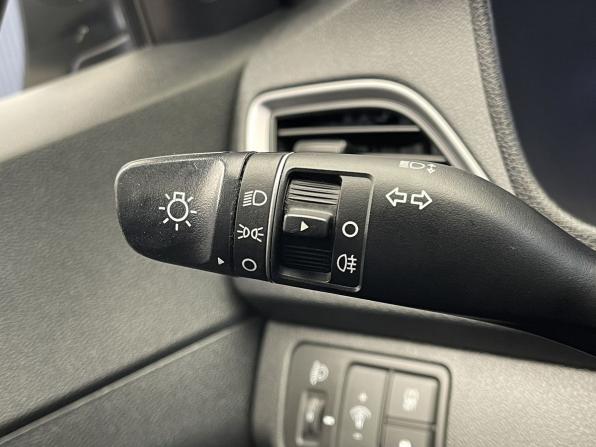 Hyundai Solaris II с пробегом 2018 года, цена 1 357 000 рублей, 86226 км, седан, Автокод Объявления