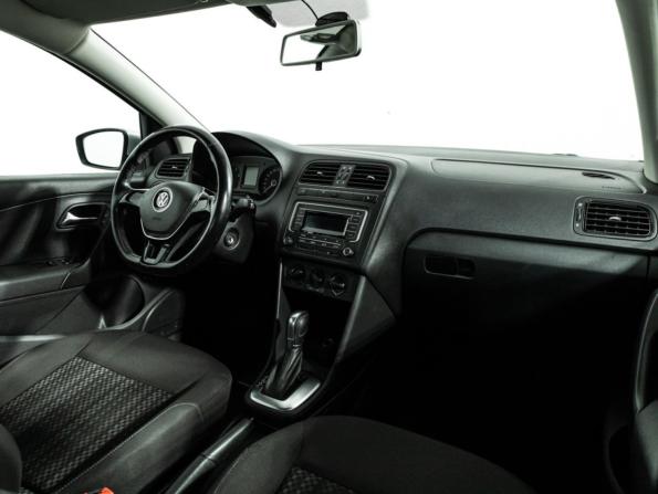 Volkswagen Polo V Рестайлинг с пробегом 2016 года, цена 949 700 рублей, 162000 км, седан, Автокод Объявления