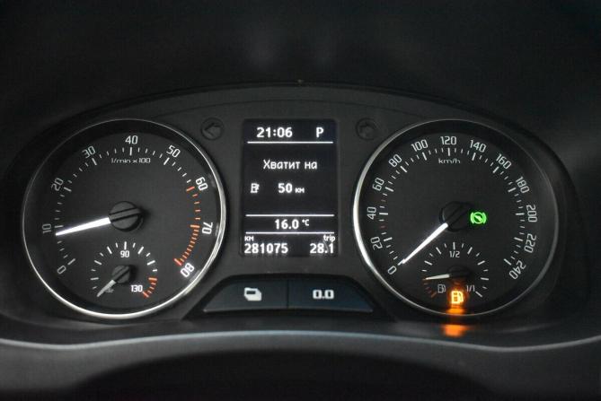 Skoda Fabia II Рестайлинг с пробегом 2011 года, цена 530 000 рублей, 281075 км, хэтчбек, Автокод Объявления