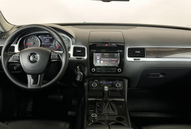 Volkswagen Touareg II с пробегом 2011 года, цена 1 880 000 рублей, 287344 км, внедорожник, Автокод Объявления