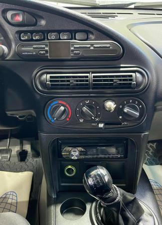 Chevrolet Niva I Рестайлинг с пробегом 2013 года, цена 425 000 рублей, 140316 км, внедорожник, Автокод Объявления