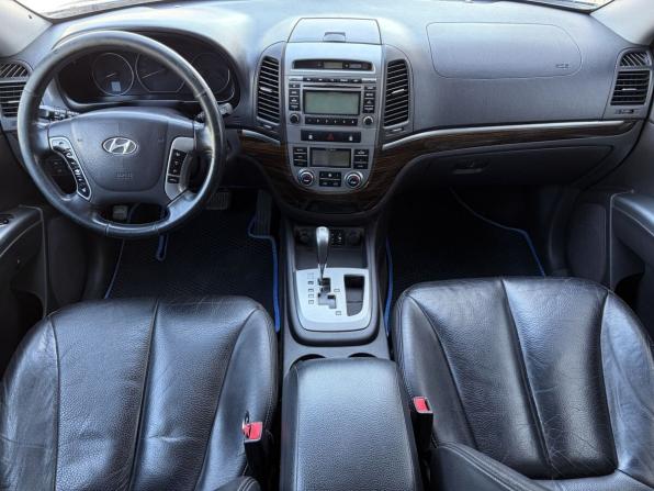 Hyundai Santa Fe II Рестайлинг с пробегом 2010 года, цена 1 150 000 рублей, 310375 км, внедорожник, Автокод Объявления