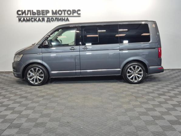 Volkswagen Multivan T6 с пробегом 2015 года, цена 2 980 000 рублей, 198850 км, минивэн, Автокод Объявления