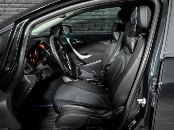 Opel Astra J с пробегом 2012 года, цена 550 000 рублей, 238963 км, хэтчбек, Автокод Объявления