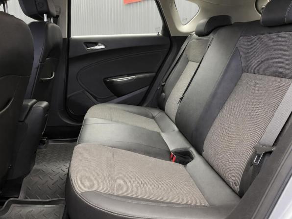 Opel Astra J с пробегом 2012 года, цена 747 000 рублей, 171695 км, хэтчбек, Автокод Объявления