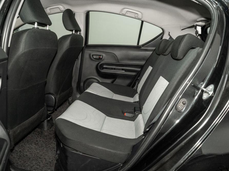 Toyota Aqua I Иркутск  - изображение 7