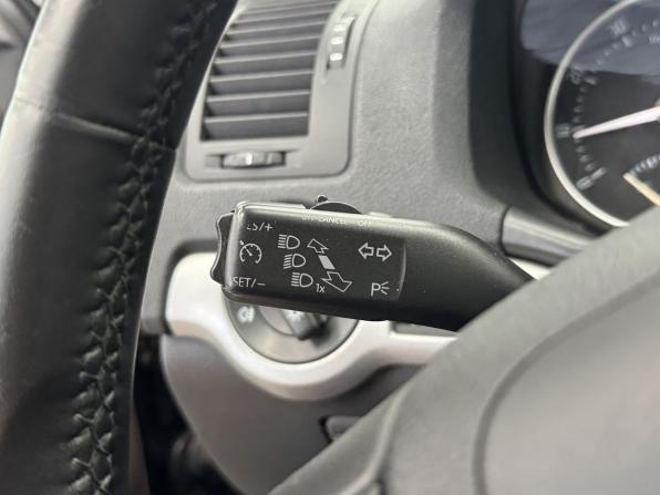 Skoda Octavia II (A5) Рестайлинг с пробегом 2011 года, цена 880 000 рублей, 156512 км, лифтбек, Автокод Объявления