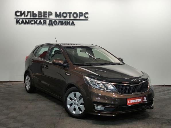 Kia Rio III Рестайлинг с пробегом 2017 года, цена 1 090 000 рублей, 96000 км, хэтчбек, Автокод Объявления