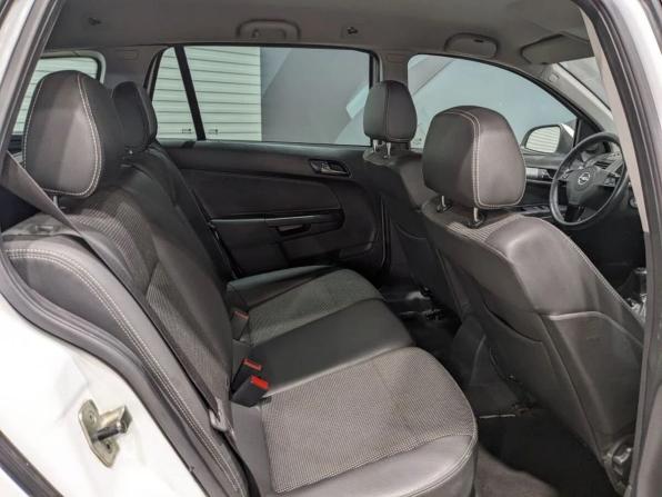 Opel Astra H Рестайлинг с пробегом 2011 года, цена 470 000 рублей, 217053 км, универсал, Автокод Объявления