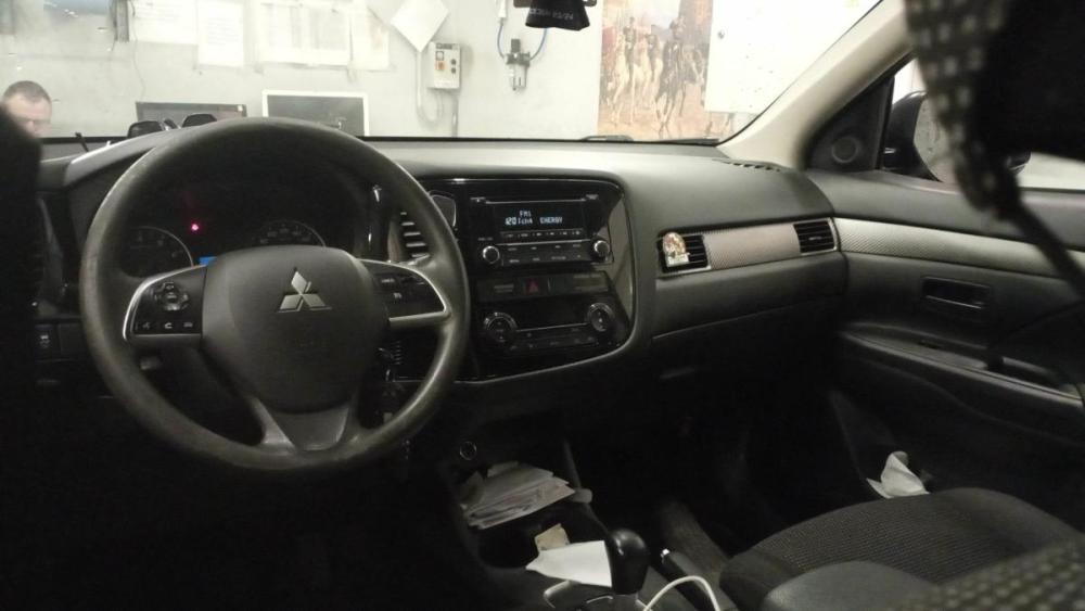 Mitsubishi Outlander III Рестайлинг Санкт-Петербург  - изображение 6