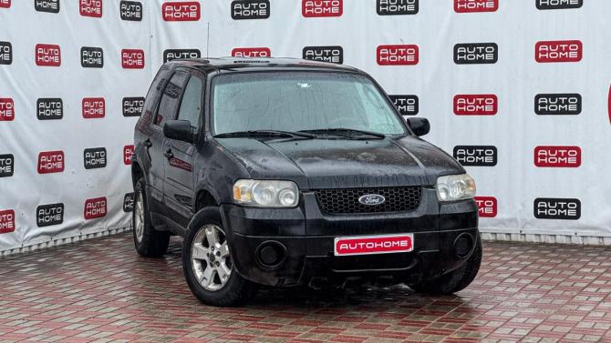 Ford Escape I Рестайлинг с пробегом 2004 года, цена 335 000 рублей, 213141 км, внедорожник, Автокод Объявления
