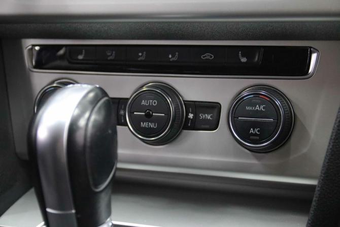 Volkswagen Passat B8 с пробегом 2016 года, цена 1 580 650 рублей, 173394 км, седан, Автокод Объявления