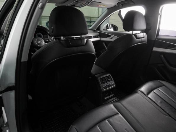Audi A4 V (B9) Рестайлинг с пробегом 2020 года, цена 3 099 000 рублей, 104401 км, седан, Автокод Объявления