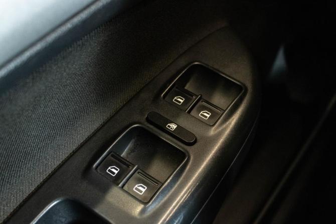Skoda Octavia II (A5) Рестайлинг с пробегом 2013 года, цена 520 000 рублей, 240274 км, лифтбек, Автокод Объявления