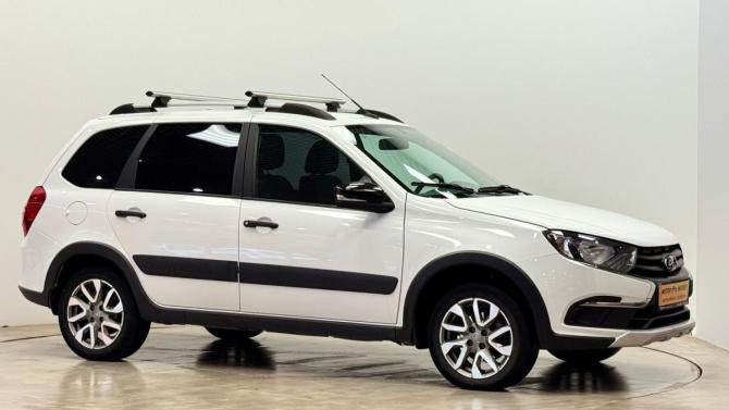 Lada (ВАЗ) Granta I Рестайлинг с пробегом 2023 года, цена 825 000 рублей, 48496 км, универсал, Автокод Объявления
