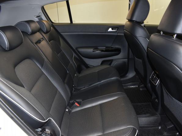 Kia Sportage IV Рестайлинг с пробегом 2021 года, цена 2 910 000 рублей, 54000 км, внедорожник, Автокод Объявления