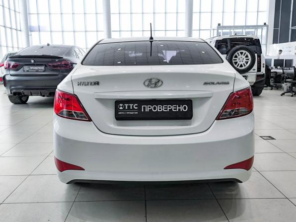 Hyundai Solaris I Рестайлинг с пробегом 2015 года, цена 899 000 рублей, 135180 км, седан, Автокод Объявления