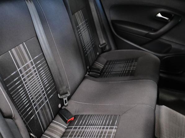 Volkswagen Polo V Рестайлинг с пробегом 2015 года, цена 1 020 000 рублей, 116687 км, седан, Автокод Объявления