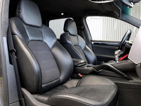 Porsche Cayenne II (958) с пробегом 2012 года, цена 2 347 000 рублей, 219948 км, внедорожник, Автокод Объявления