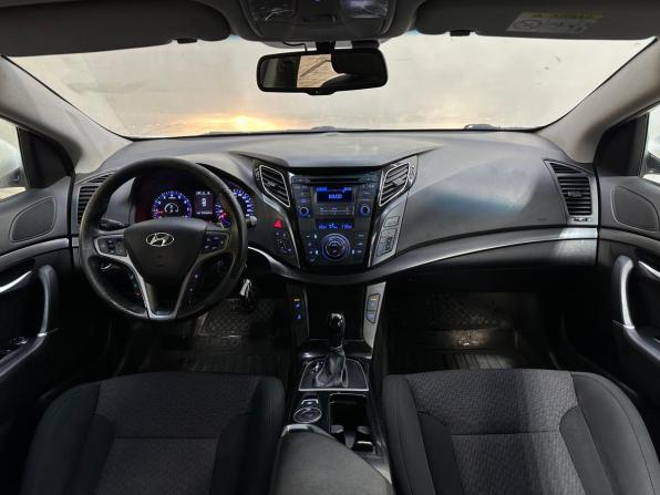 Hyundai i40 I Рестайлинг с пробегом 2015 года, цена 890 000 рублей, 232000 км, седан, Автокод Объявления