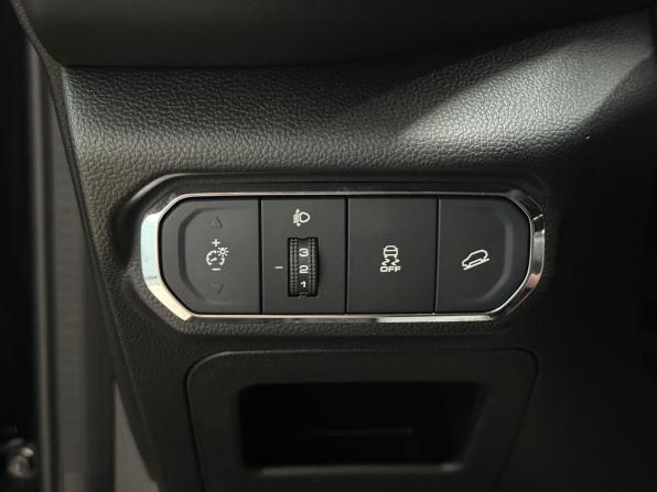 Haval Jolion I Рестайлинг с пробегом 2024 года, цена 2 091 000 рублей, 52275 км, внедорожник, Автокод Объявления