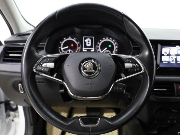 Skoda Rapid II с пробегом 2022 года, цена 1 820 000 рублей, 67608 км, лифтбек, Автокод Объявления