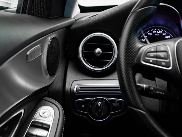 Mercedes-Benz C-Класс IV (W205) с пробегом 2015 года, цена 2 675 000 рублей, 58023 км, седан, Автокод Объявления