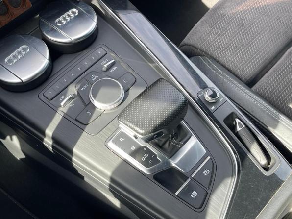 Audi A4 V (B9) с пробегом 2017 года, цена 3 100 000 рублей, 98050 км, седан, Автокод Объявления