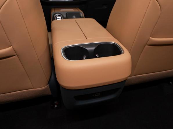 GAC Trumpchi E8 с пробегом 2024 года, цена 4 750 000 рублей, 50 км, минивэн, Автокод Объявления
