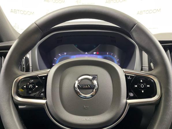 Volvo XC60 II Рестайлинг с пробегом 2023 года, цена 5 249 000 рублей, 28000 км, внедорожник, Автокод Объявления