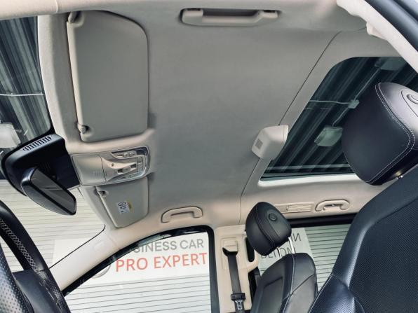 Mercedes-Benz V-Класс III (W447) Рестайлинг с пробегом 2019 года, цена 5 490 000 рублей, 77977 км, минивэн, Автокод Объявления