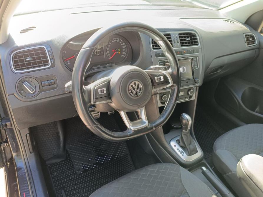 Volkswagen Polo V Рестайлинг Санкт-Петербург  - изображение 9