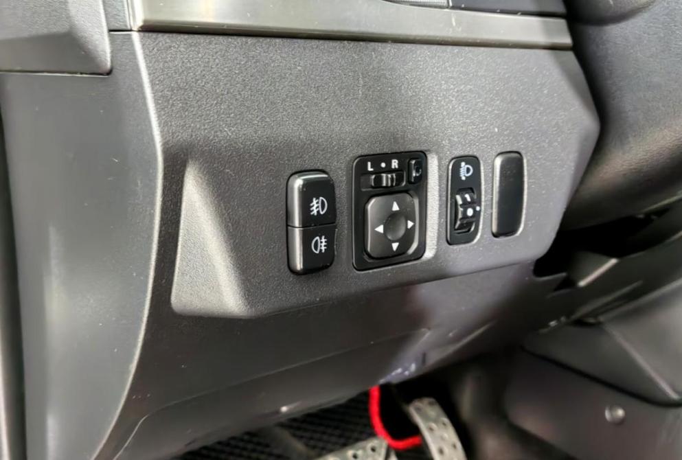 Mitsubishi Pajero IV Рестайлинг 1 Волгоград  - изображение 19