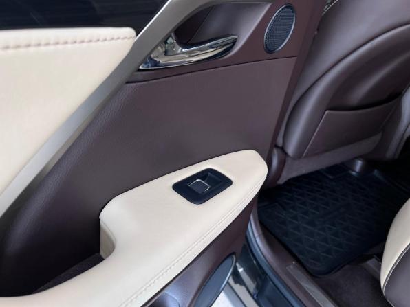 Lexus RX IV с пробегом 2018 года, цена 3 900 000 рублей, 144400 км, внедорожник, Автокод Объявления
