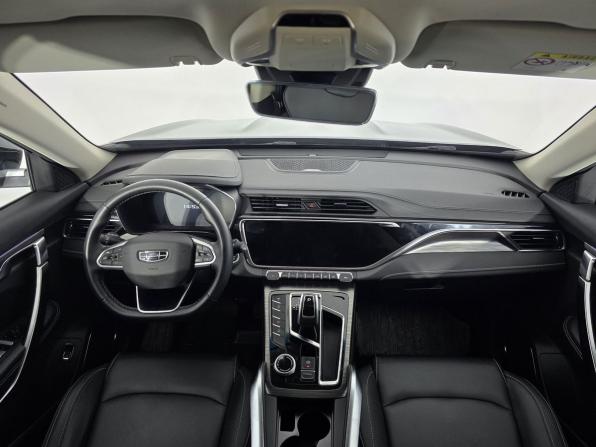 Geely Atlas Pro с пробегом 2023 года, цена 2 159 000 рублей, 35290 км, внедорожник, Автокод Объявления