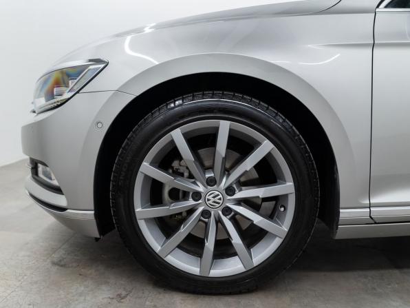Volkswagen Passat B8 с пробегом 2016 года, цена 1 990 000 рублей, 67150 км, седан, Автокод Объявления