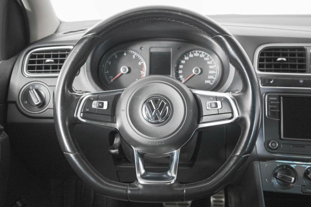 Volkswagen Polo V Рестайлинг Кемерово  - изображение 16