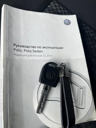 Volkswagen Polo V Рестайлинг с пробегом 2016 года, цена 1 089 000 рублей, 50500 км, седан, Автокод Объявления