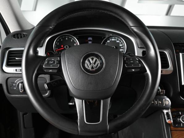 Volkswagen Touareg II с пробегом 2014 года, цена 2 349 000 рублей, 169117 км, внедорожник, Автокод Объявления