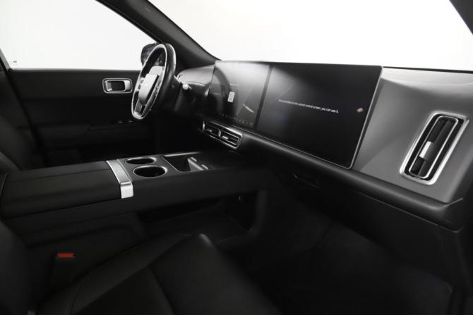 Li Auto (Lixiang) L9 I Рестайлинг с пробегом 2024 года, цена 7 099 000 рублей, 59110 км, внедорожник, Автокод Объявления