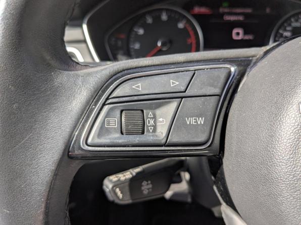 Audi A4 V (B9) Рестайлинг с пробегом 2020 года, цена 3 250 000 рублей, 48016 км, седан, Автокод Объявления